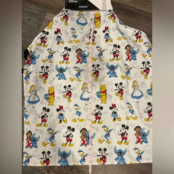 Disney Character Kitchen Apron Features Mickey Minnie Donald Winnie Alice Stitch - Picture 8 of 8